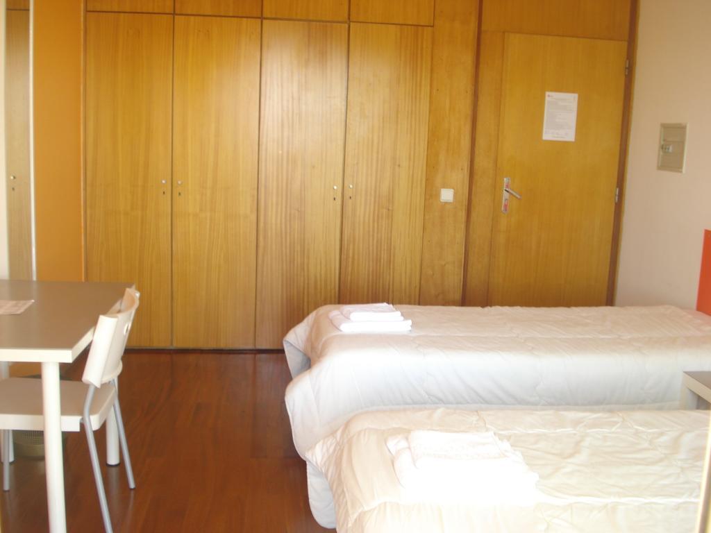 Hi Porto - Pousada De Juventude Room photo